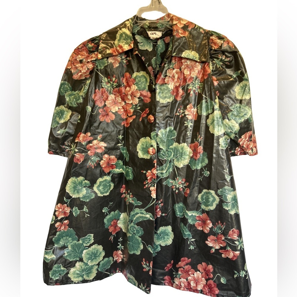 Vintage Girl’s Oversized Floral Raincoat absolutely adorable